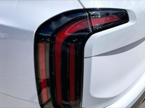 Used 2023 Kia Telluride SX Prestige X-Pro AWD/4WD image 28