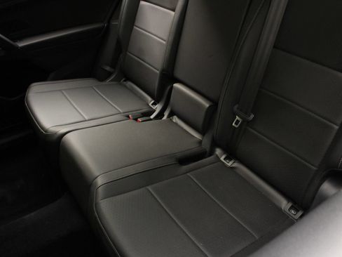 Used 2019 Volkswagen Tiguan SEL AWD/4WD image 19
