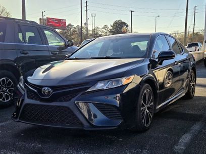 Used 2019 Toyota Camry SE