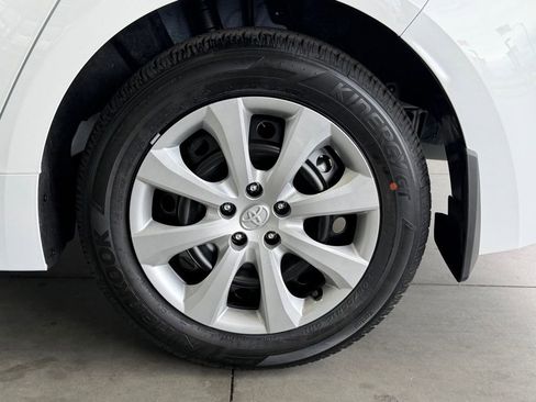 Used 2026 Toyota Corolla LE FWD image 16