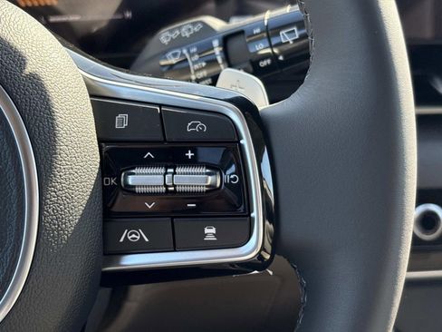 New 2026 Kia Carnival EX image 22