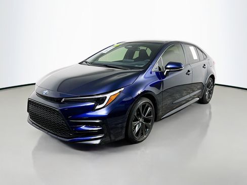 Used 2025 Toyota Corolla SE image 10