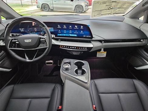 New 2026 Cadillac Optiq Sport 1 w/ LPO, Floor Liner Package AWD/4WD image 10