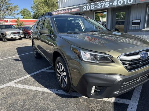 Used 2020 Subaru Outback Premium AWD/4WD image 14