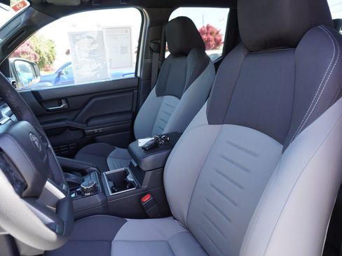 Used 2026 Toyota Tacoma TRD Sport AWD/4WD image 22