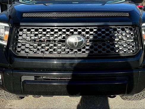 Used 2018 Toyota Tundra SR5 image 33