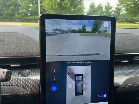 New 2025 Ford Mustang Mach-E GT w/ Bronze Appearance Package image 17