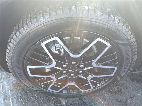 Certified 2023 Chevrolet Blazer RS image 32