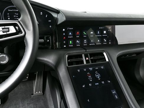 Certified 2025 Porsche Taycan image 13