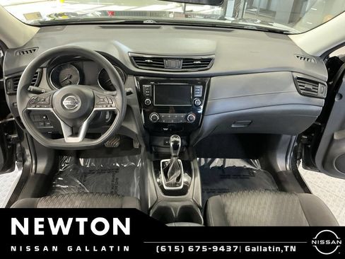 Used 2018 Nissan Rogue S FWD image 8