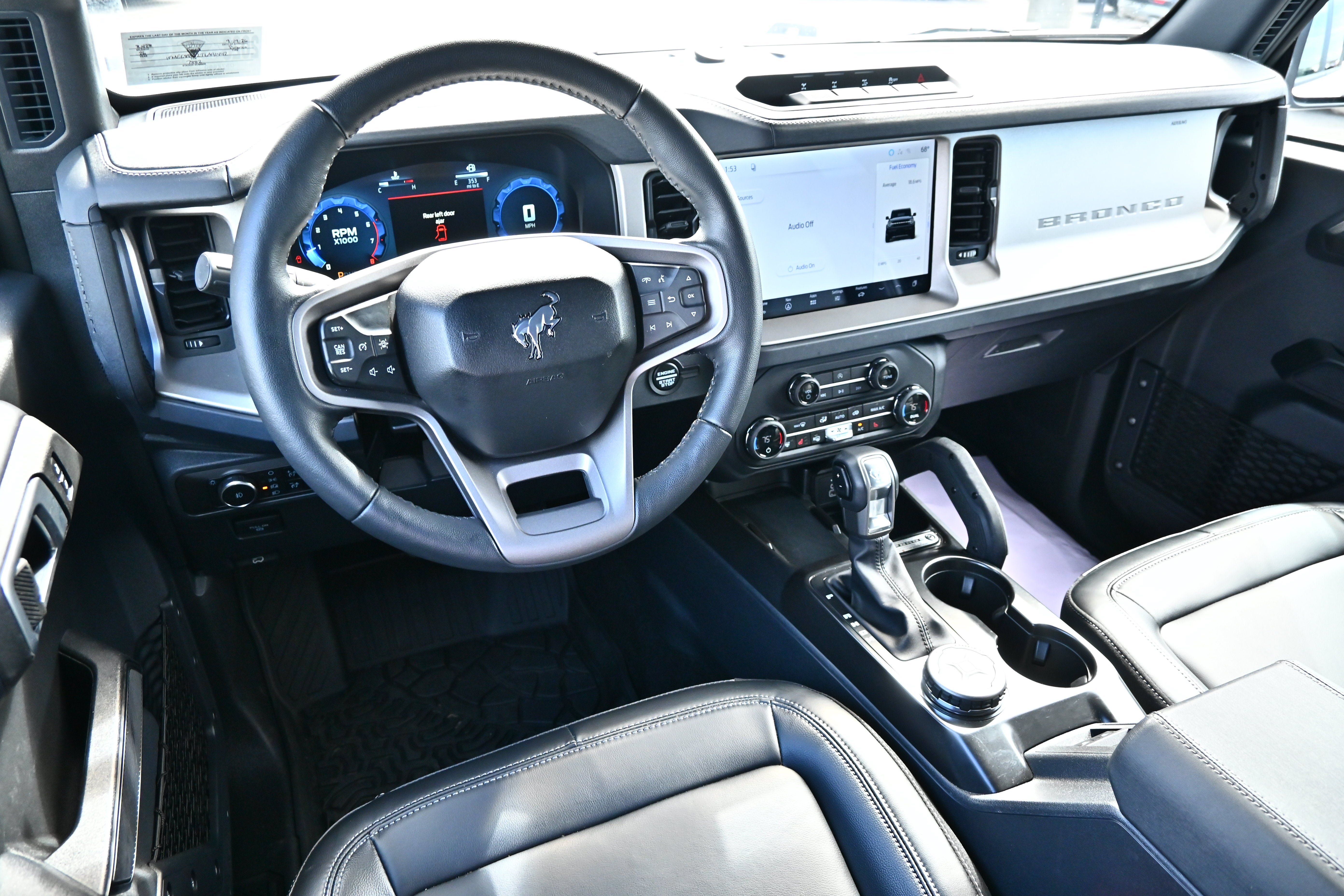 Used 2026 Ford Bronco Outer Banks w/ Sasquatch Package AWD/4WD image 24