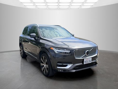 Used 2023 Volvo XC90 B6 Ultimate AWD/4WD image 3