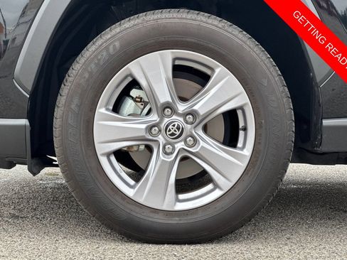 Certified 2025 Toyota RAV4 XLE AWD/4WD image 27