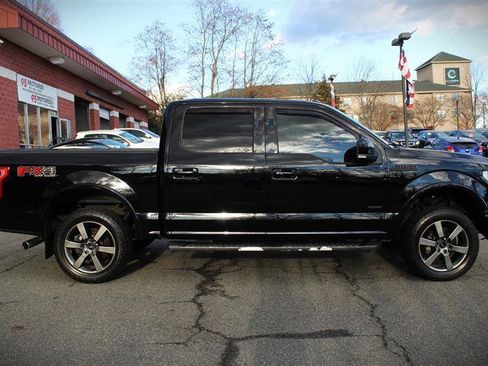 Used 2017 Ford F150 Lariat w/ Equipment Group 502A Luxury AWD/4WD image 6