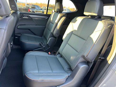 New 2026 GMC Acadia AT4 w/ LPO, Floor Liner Package image 19