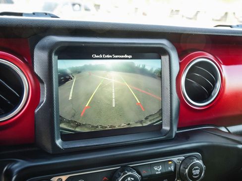 Used 2019 Jeep Wrangler Unlimited Rubicon image 26