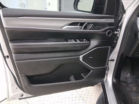 Used 2023 Jeep Wagoneer Series II image 20