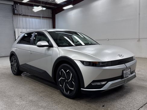 Used 2023 Hyundai Ioniq 5 SEL image 21