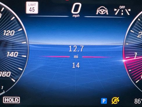 New 2025 Mercedes-Benz GLA 250 image 34