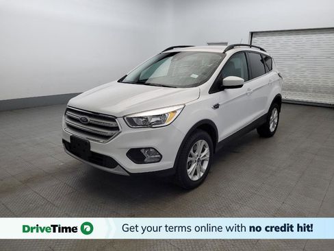 Used 2018 Ford Escape SE w/ Ford Safe & Smart Package image 1
