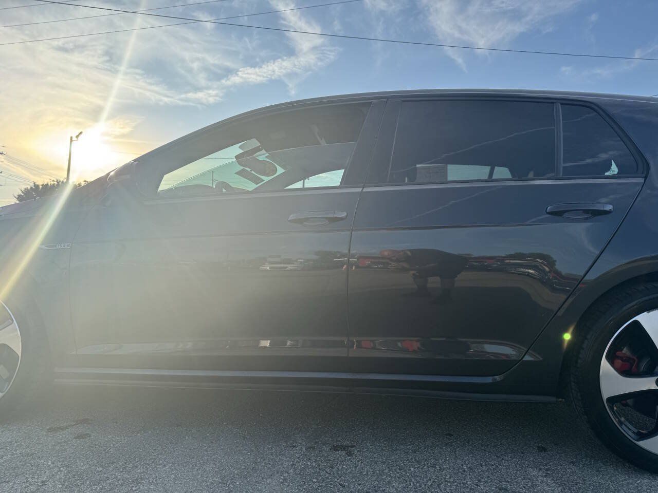 Used 2017 Volkswagen GTI Autobahn FWD image 8