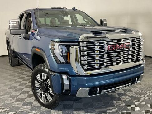 Used 2025 GMC Sierra 2500 Denali w/ Max Trailering Package AWD/4WD image 53