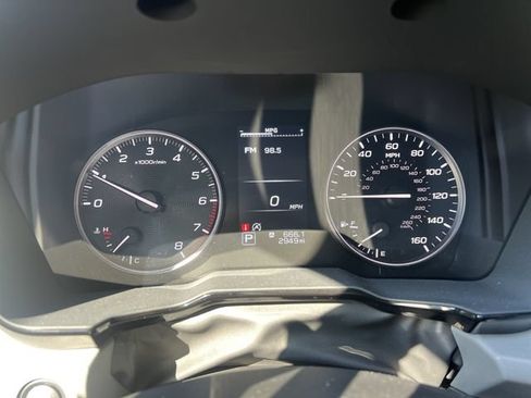 Certified 2025 Subaru Outback Premium AWD/4WD image 13