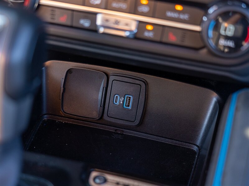 Used 2021 Ford Bronco Black Diamond AWD/4WD image 40