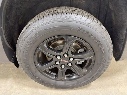 Used 2021 GMC Acadia AT4 w/ Trailering Package AWD/4WD image 8
