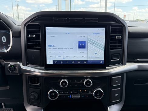 Used 2021 Ford F150 Lariat image 20