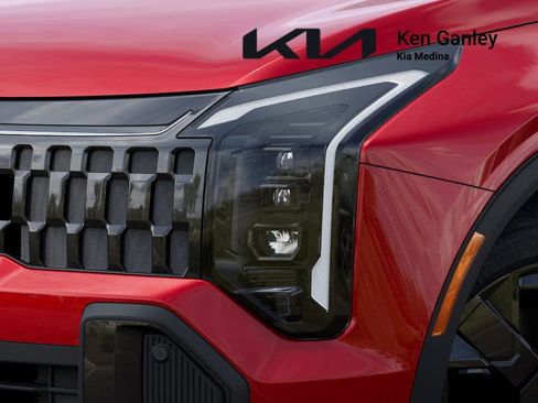 New 2026 Kia Sportage X-Line w/ X-Line Premium Package image 10