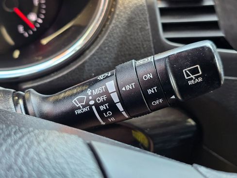 Used 2013 Kia Sorento LX w/ Third Row Pkg image 49