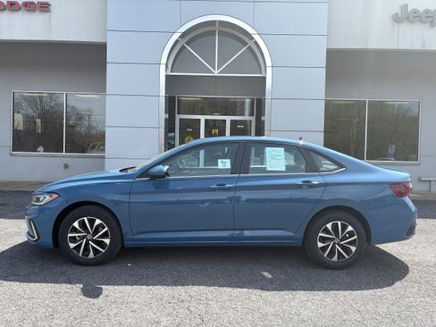 Used 2026 Volkswagen Jetta S image 2