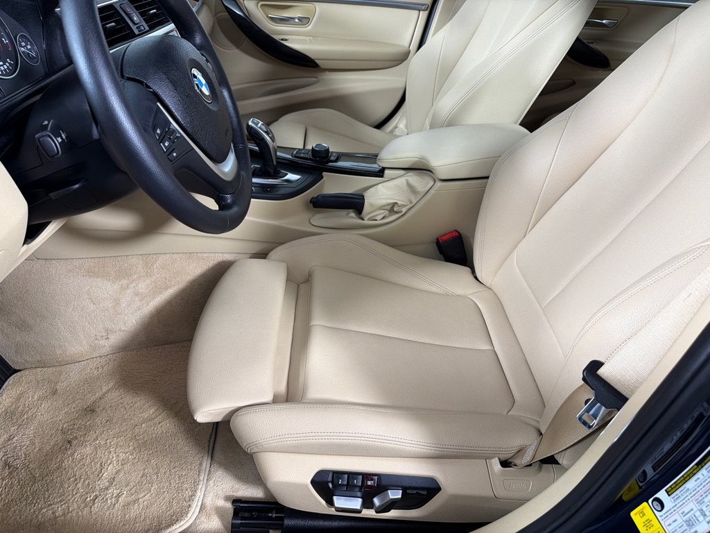 Used 2016 BMW 328i Sedan w/ Driver Assistance Package RWD image 12
