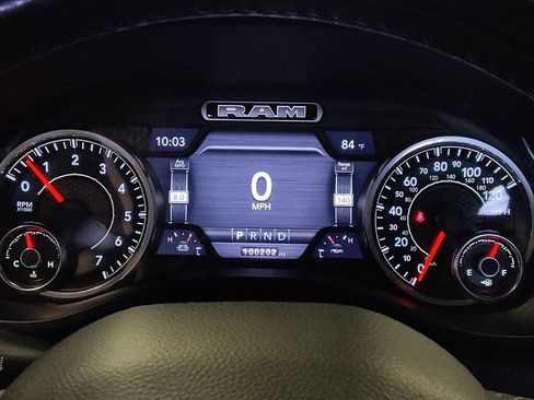Used 2019 RAM 1500 Laramie RWD image 23