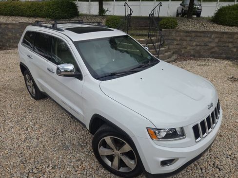 Used 2014 Jeep Grand Cherokee Limited AWD/4WD image 30