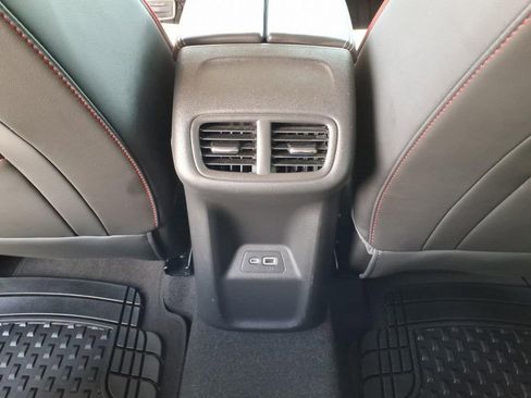 Used 2022 Buick Envision Essence w/ Sport Touring Package FWD image 6