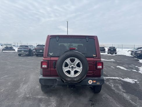 Used 2022 Jeep Wrangler Unlimited Sport w/ Sun And Sound Package image 4