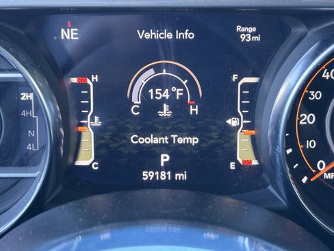 Used 2023 Jeep Gladiator Overland image 20