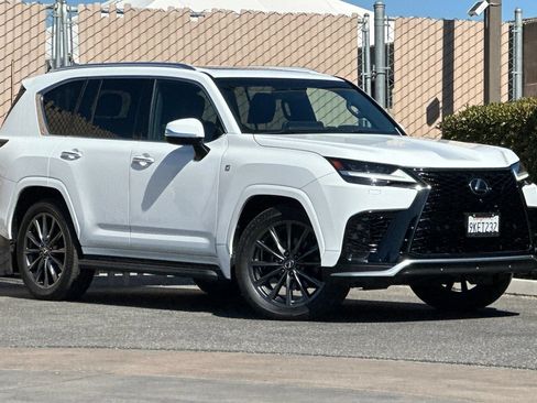 Used 2024 Lexus LX 600 F Sport AWD/4WD image 2