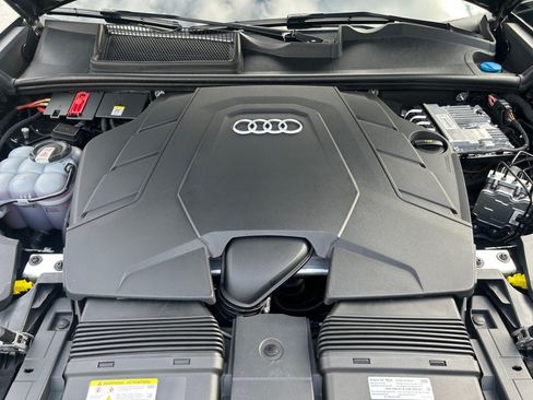Certified 2023 Audi Q8 Premium Plus AWD/4WD image 16