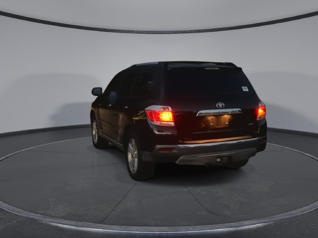 Used 2013 Toyota Highlander Limited AWD/4WD image 7