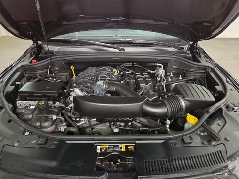 Used 2025 Dodge Durango GT AWD/4WD image 41