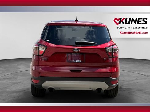 Used 2017 Ford Escape SE FWD image 8