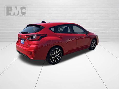 Used 2024 Subaru Impreza 2.0i Sport AWD/4WD image 3
