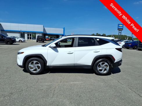 Used 2023 Hyundai Tucson SEL image 2