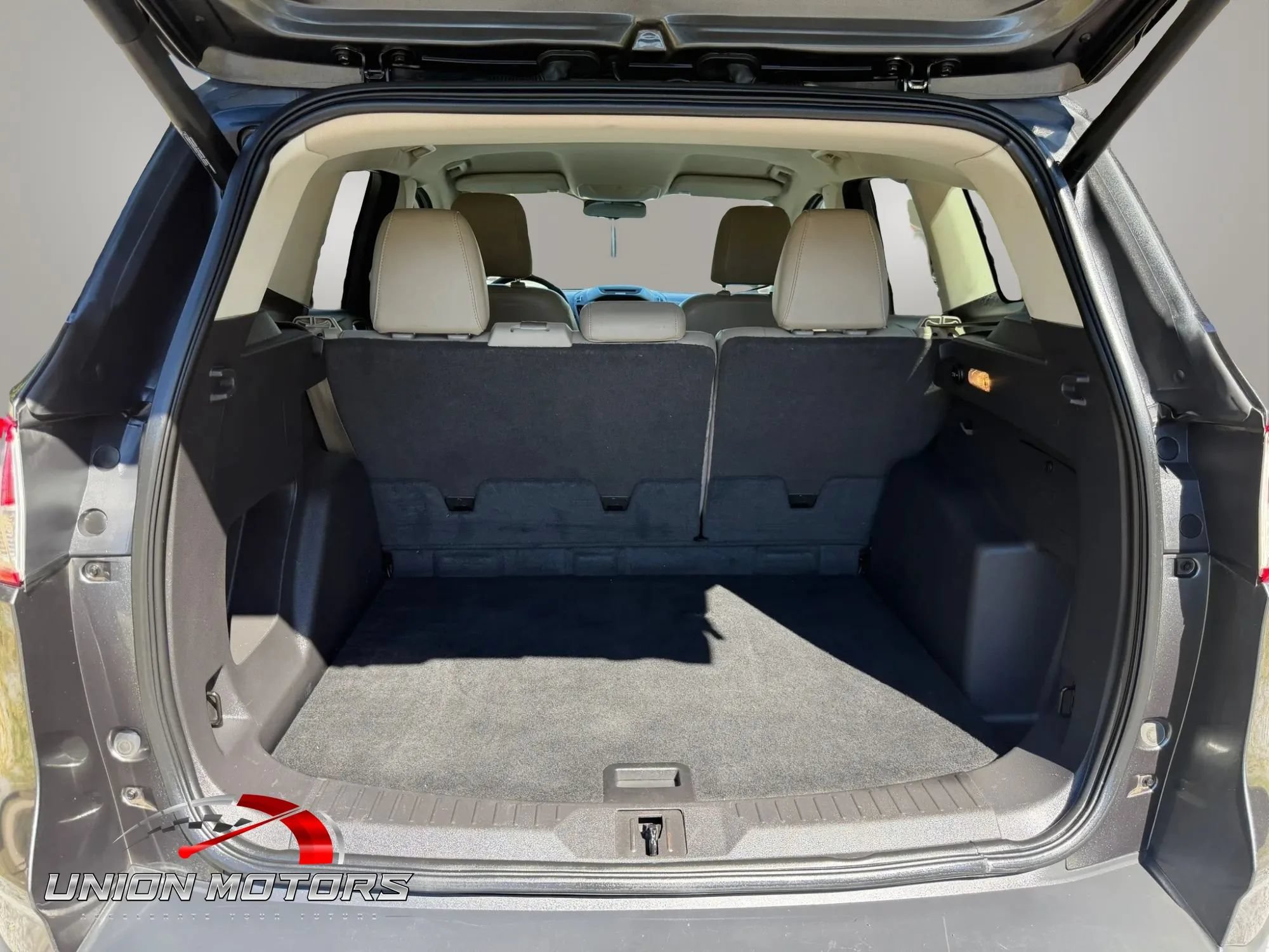 Used 2016 Ford Escape SE w/ SE Leather Comfort Package FWD image 46