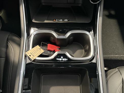 New 2026 Chevrolet Traverse LT w/ Sun and Wheel Package image 18