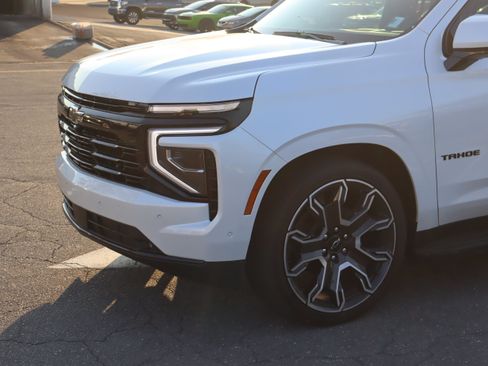 Used 2025 Chevrolet Tahoe RST w/ RST Capability Package AWD/4WD image 17