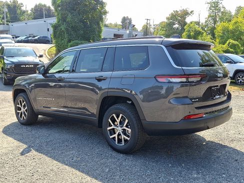 New 2025 Jeep Grand Cherokee L Limited image 3